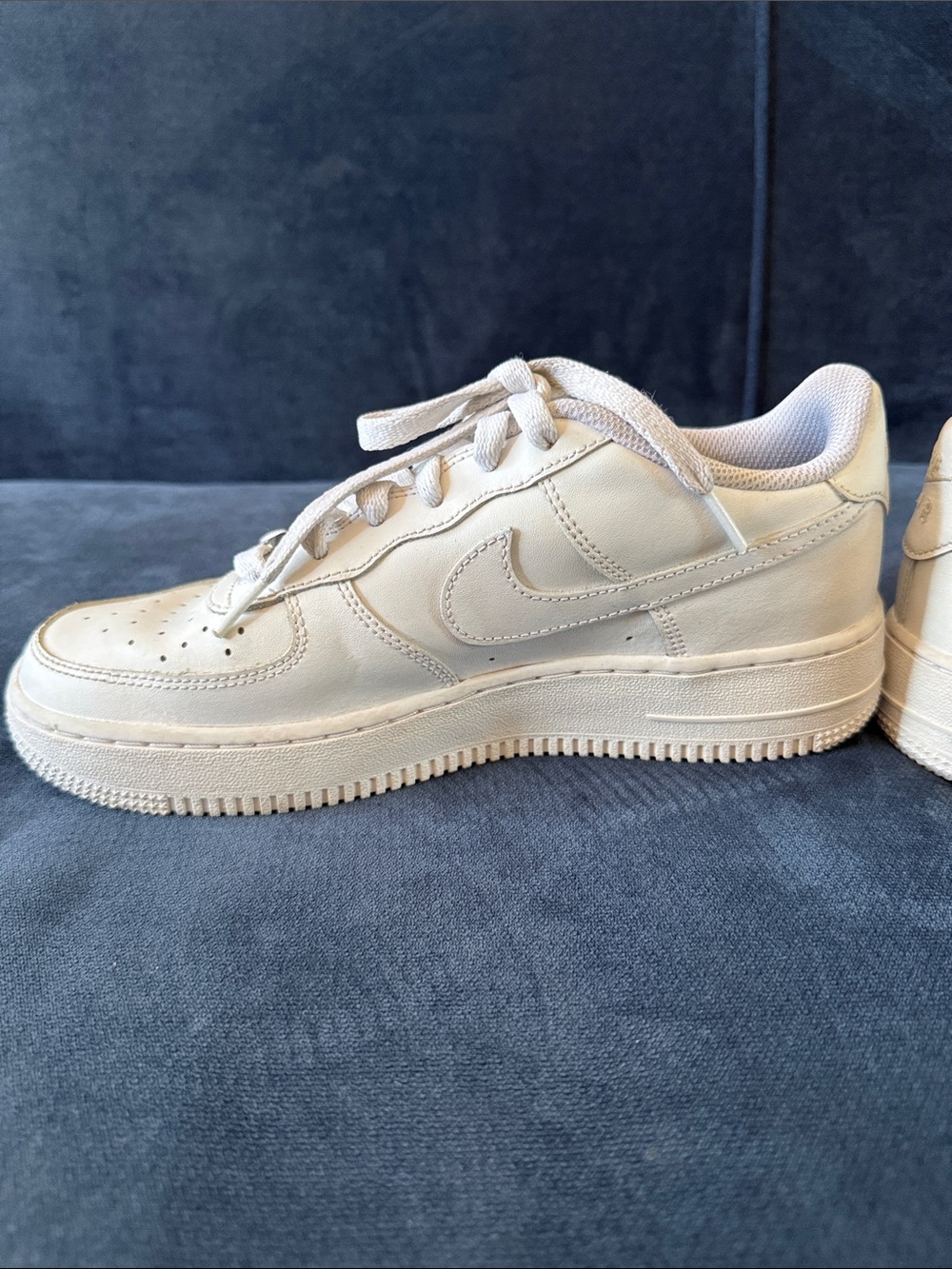Nike White Air Force 1 Size 6.5y - Picture 5 of 12